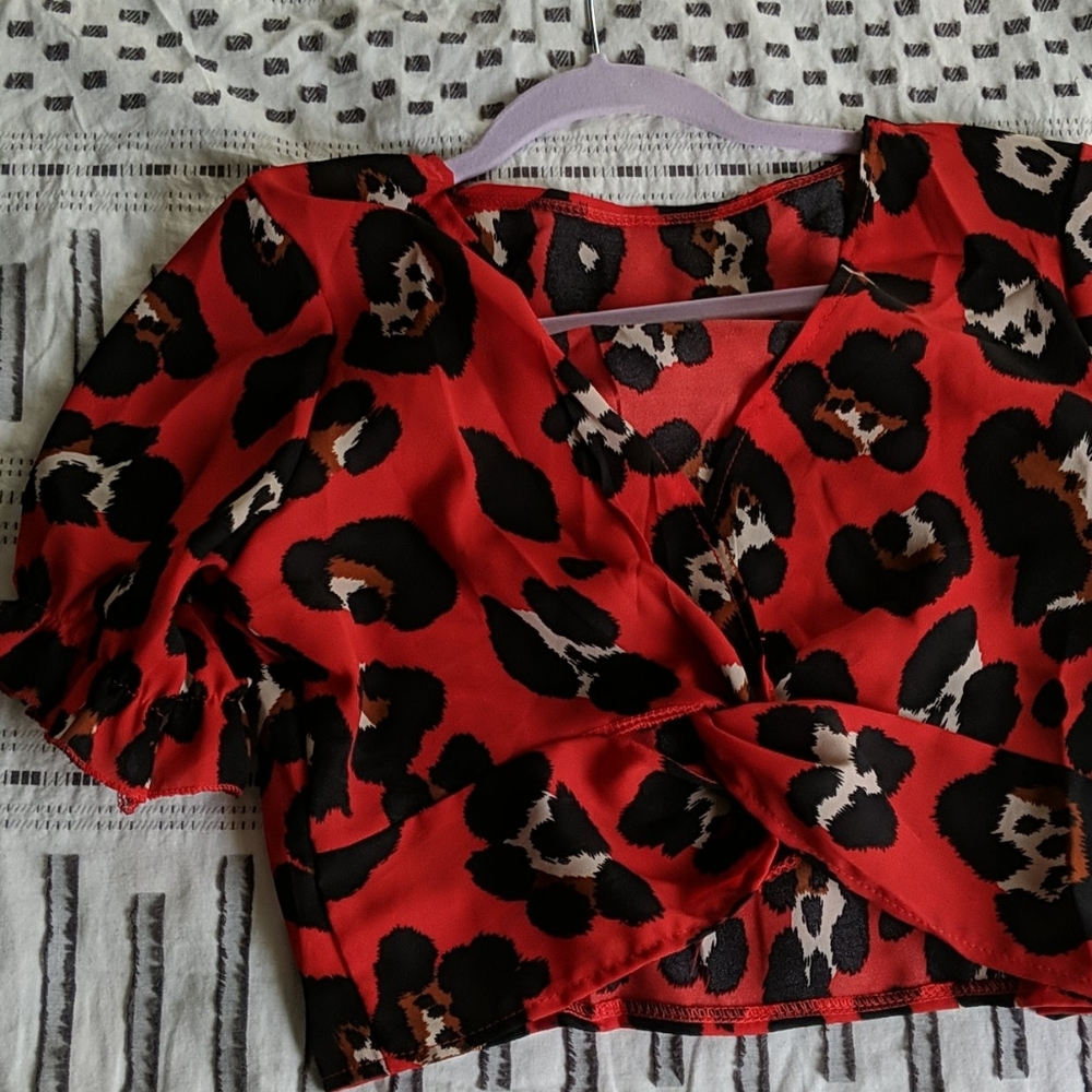 Short co-ord - Picture 2 of 3
